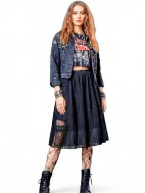 Le Château Black Eyelet Lace Midi Skirt Mesh Inset Boho Festival Size 10